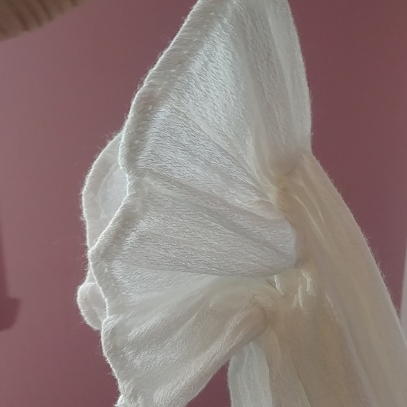 Cream blouse - Picture 3 of 6